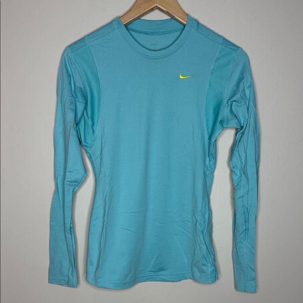 Nike Men's Aqua Long Sleeve Tee